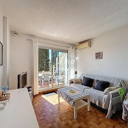 T2, 4 Personnes Terrasse Vue Résidence Avec Piscine à Pramousquier - Apartamento Le Lavandou