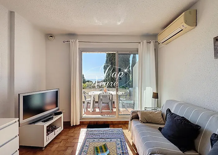 Apartman T2, 4 Personnes Terrasse Vue Avec Piscine A Pramousquier - Le Lavandou