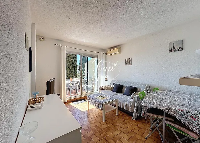 Apartman T2, 4 Personnes Terrasse Vue Avec Piscine A Pramousquier - Le Lavandou